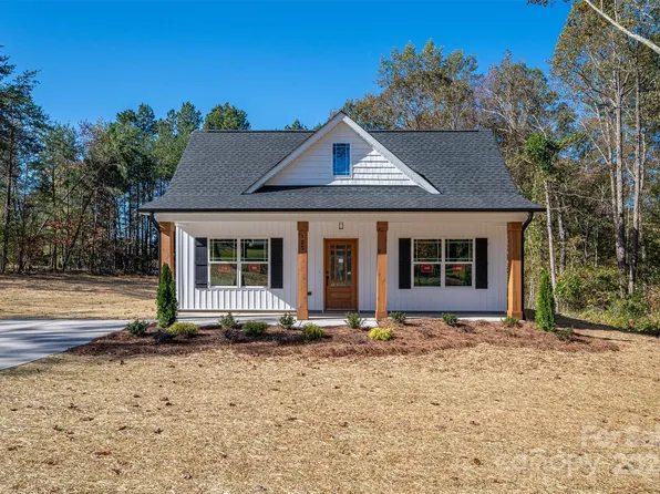 105 Biggerstaff Ct, Kings Mountain, NC 28086
