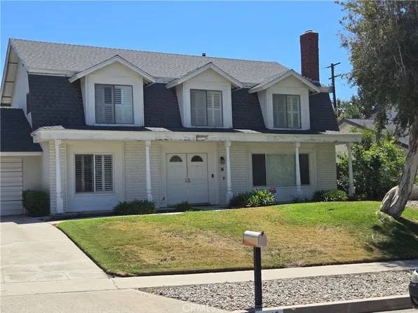 5645 Wadsworth Ave, Highland, CA 92346
