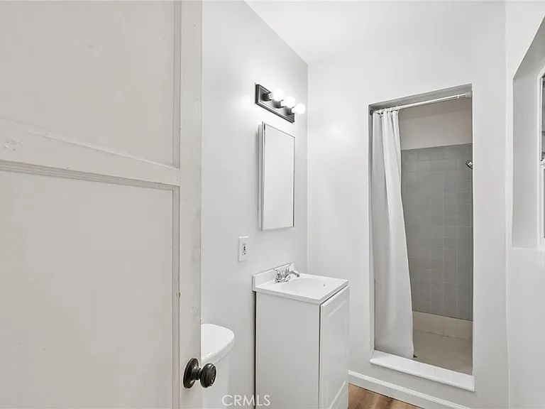 7656 Teesdale Ave — Photo 21