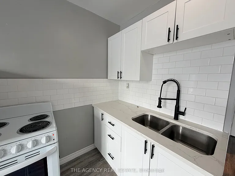 91 Thames St S #303 — Photo 7