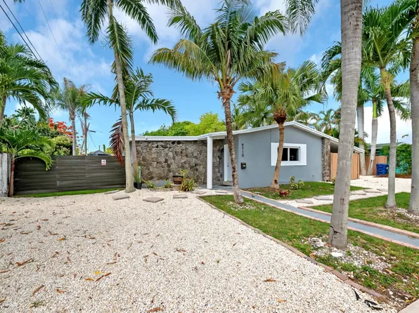 9710 SW 161st St #A, Miami, FL 33157