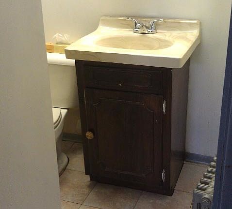 Half Bath - 1st Floor