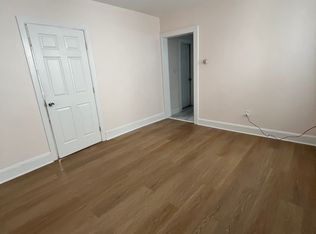 186 Beechwood Ave #1, Staten Island, NY 10301