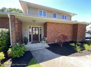 36 Sugar Maple Ln, Tinton Falls, NJ 07724