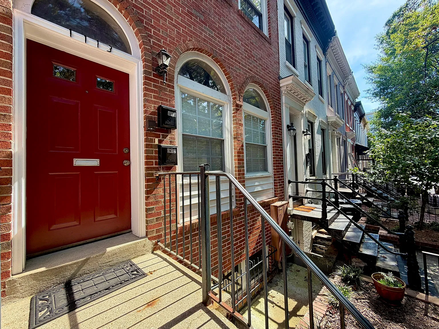 1 bed, 700 sqft, $2,250 — Photo 3