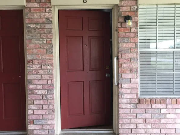 Lamplighter Apartments, 1235 11th St APT 8, Hempstead, TX 77445