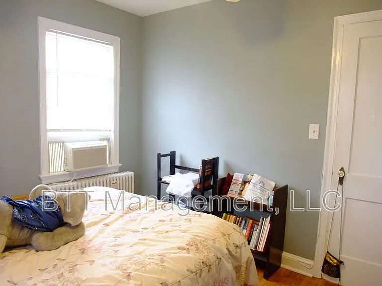 8401 Greenwood Ave #3 — Photo 53
