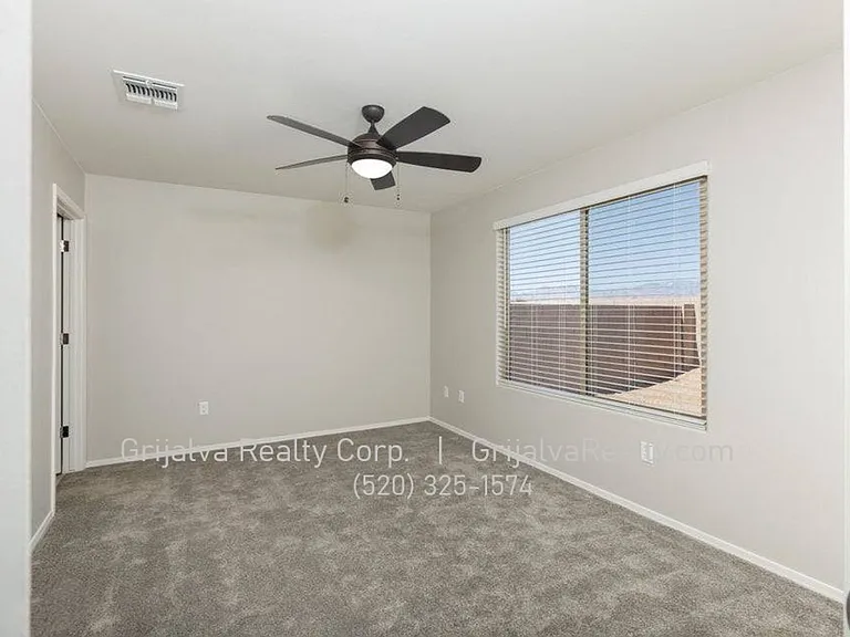 8749 E Pebble Stone Ln — Photo 7