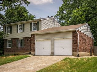 6304 Sherlock Way, Louisville, KY 40228