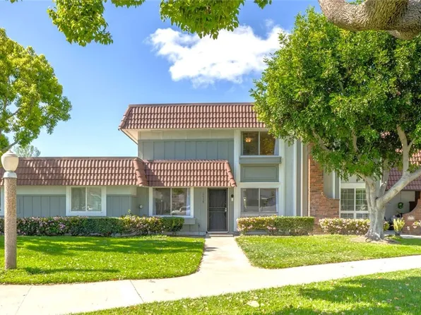 6638 Southampton Dr, Cypress, CA 90630