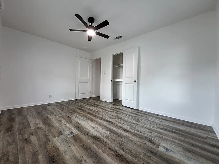 558 Harrison Ln — Photo 19