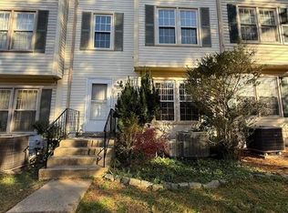 11640 Pleasant Meadow Dr, Gaithersburg, MD 20878