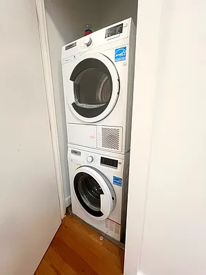 Rented by REAL New York | media 6