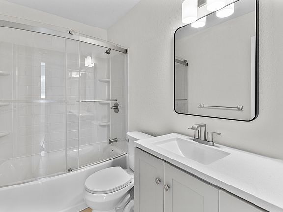 3rd image of 9254 Flax Pl