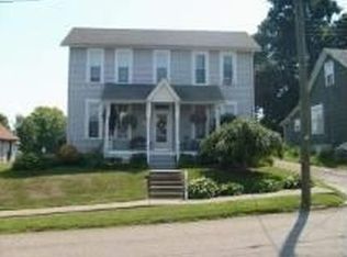 318 W S St, Barnesville, OH 43713