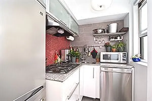 Rented by Douglas Elliman | media 9