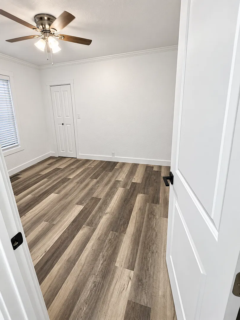 3 Bed/ 1 Bath In Redding, Ca — Photo 4