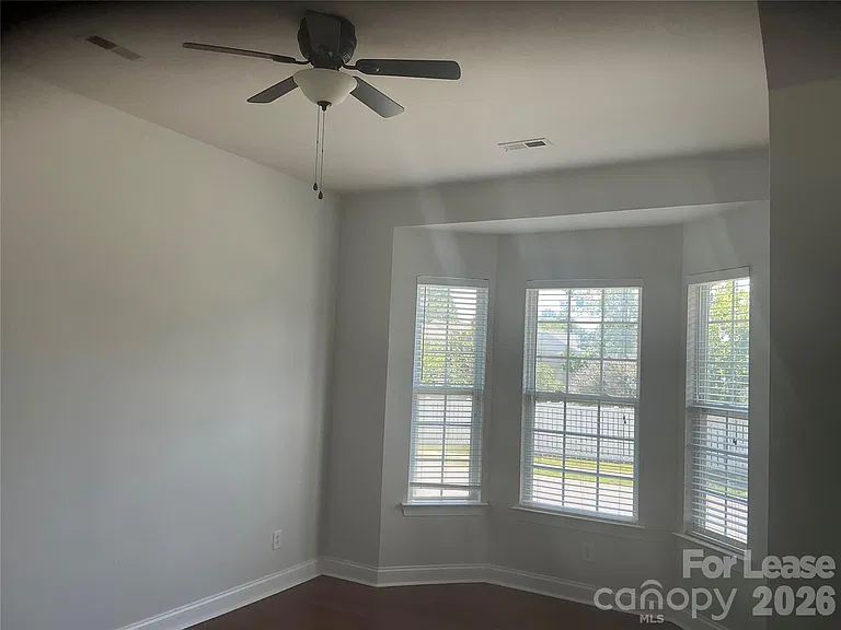 10713 Serape Rd — Photo 11