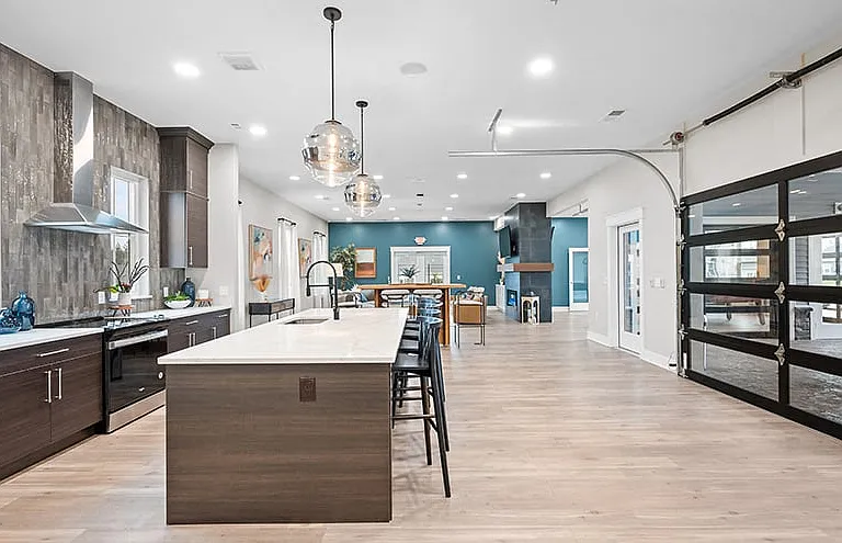 Princeton Place — Photo 21