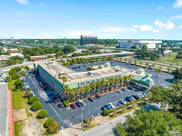 224 E Garden St APT 402, Pensacola, FL 32502