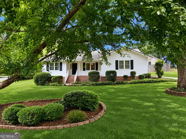 23 Cane Brake Cir, Toccoa, GA 30577