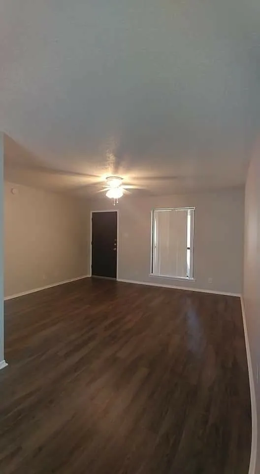 Ashley Oaks Apartments — Photo 3