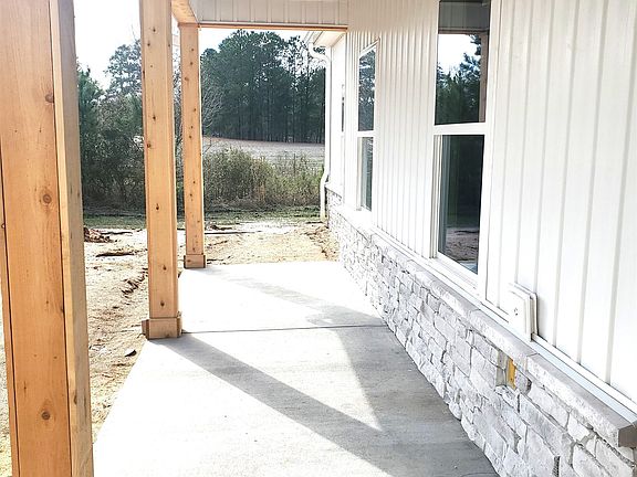 3rd image of 5595 Whispering Woods Rd.