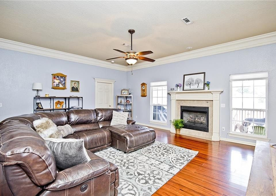 1st image of 4958 W Chimon Way