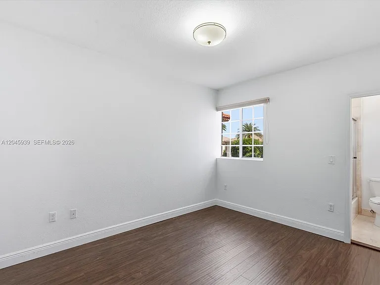 11274 NW 43rd Ter — Photo 25