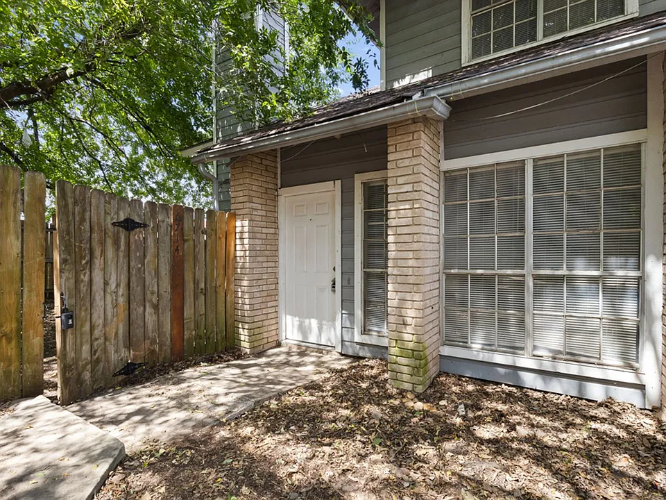 6714 Windsor Holw