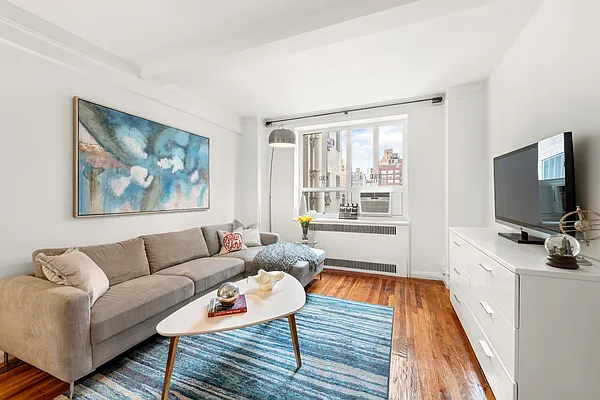Rented by Compass | media 2