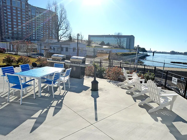 Riverview Lofts — Photo 36