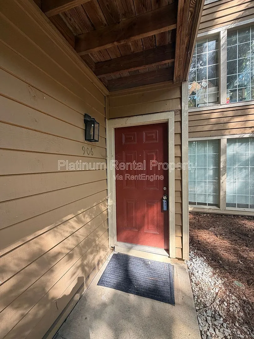 2 bed, 2.0 bath, 1244 sqft, $1,599 — Photo 4