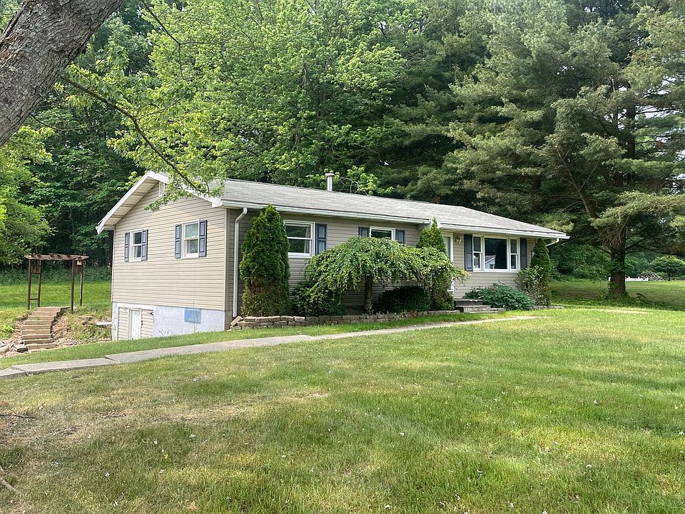 28 E Glenora Dr Grove City, PA, 16127 Apartments for Rent Zillow