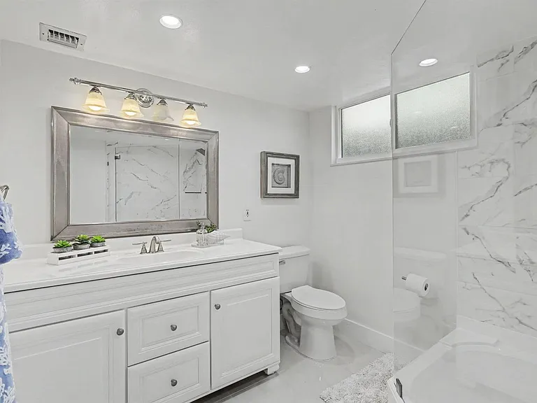 6328 Longboat Ln W #403 — Photo 7