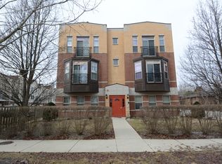 9222 N Ewing Ave #301, EVANSTON, IL 60203