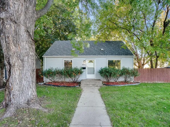 4855 Xenia Ave N, Crystal, MN 55429