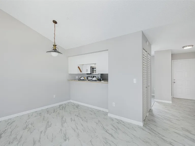 4933 Myrtle Oak Dr #23 — Photo 5