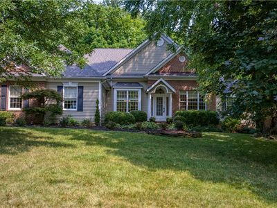 8070 Bainbrook Dr, Chagrin Falls, OH, 44023