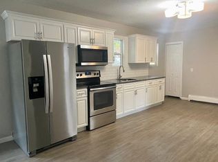 75 Pasadena St, Springfield, MA 01108