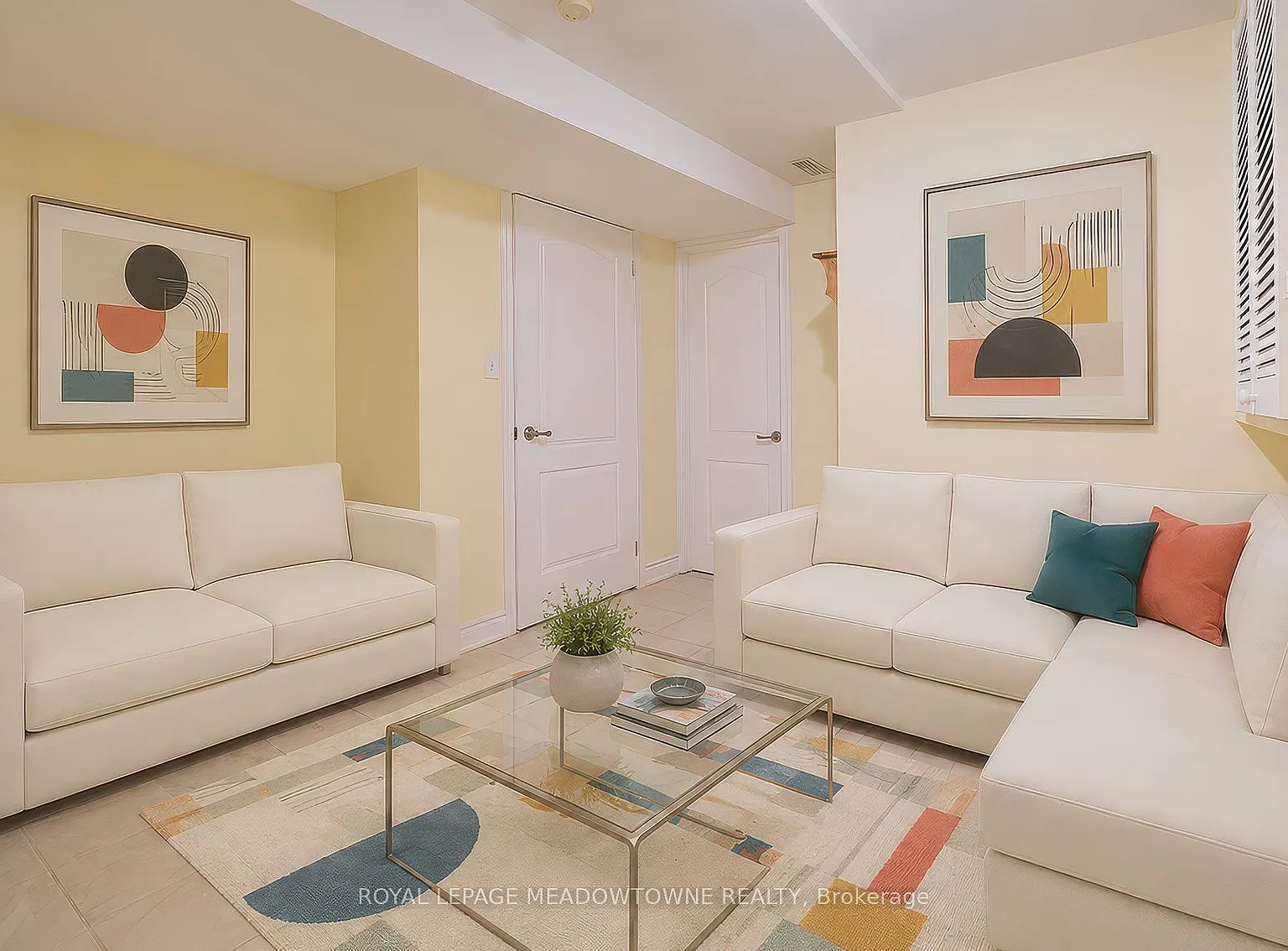 2 bed, $1,400 — Photo 1