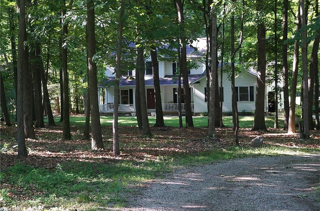 8544 Fisher Rd, Diamond, OH 44412 | Zillow