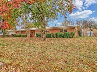 505 E Kansas Ave, Walters, OK 73572