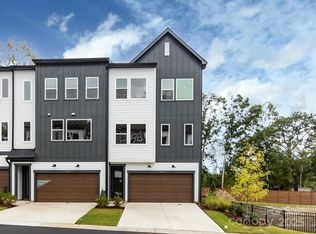 7928 Cedarsmith Ct, Charlotte, NC 28217