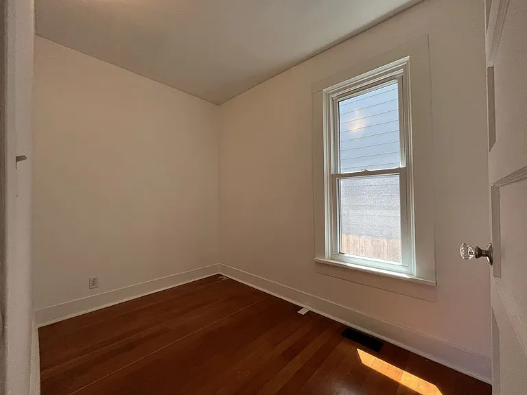 610 NE 79th Ave — Photo 28