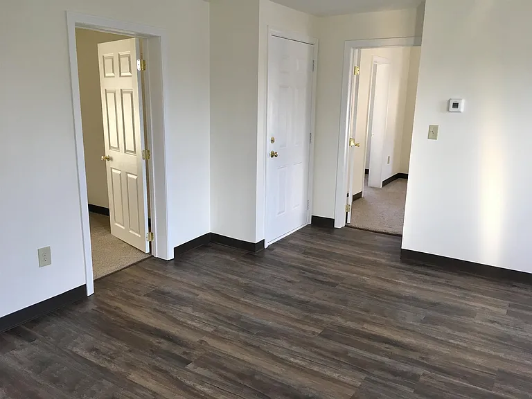 93 2nd St #3 — Photo 45