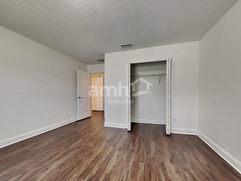 2510 Victoria Point Dr — Photo 17