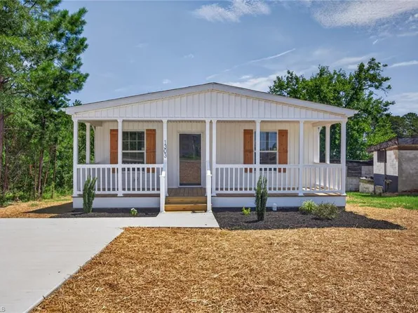 1303 Elrado St, Burlington, NC 27217