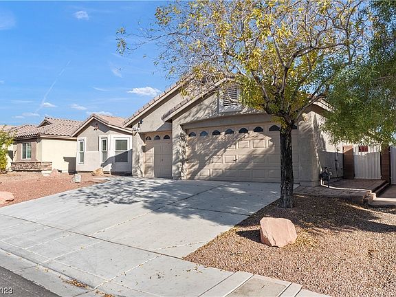 2nd image of 4816 Captain McDonald Ct