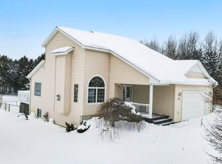 3143 Tamara Cir, Grawn, MI 49637